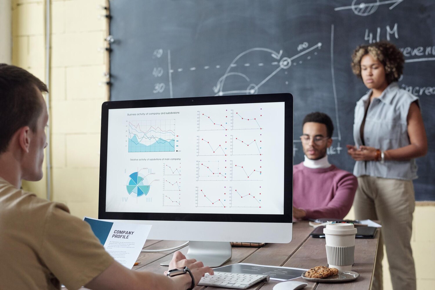 Analysts review experiment lift, power, and trade-offs to guide CRO decisions confidently
