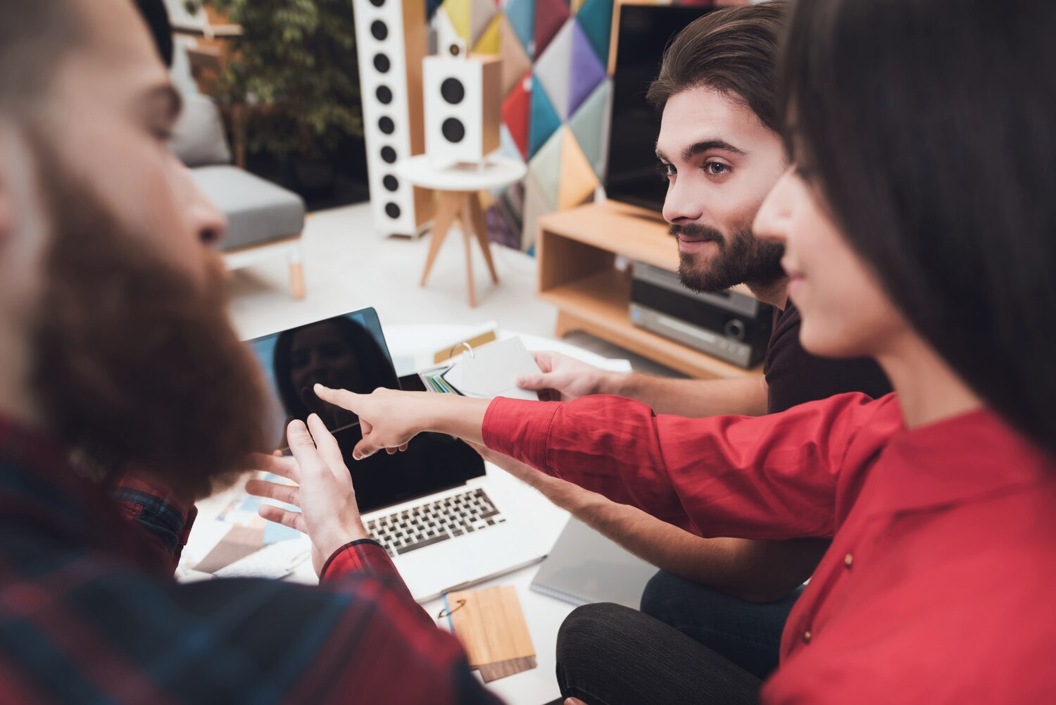 Cross-functional team mapping identity components to design tokens